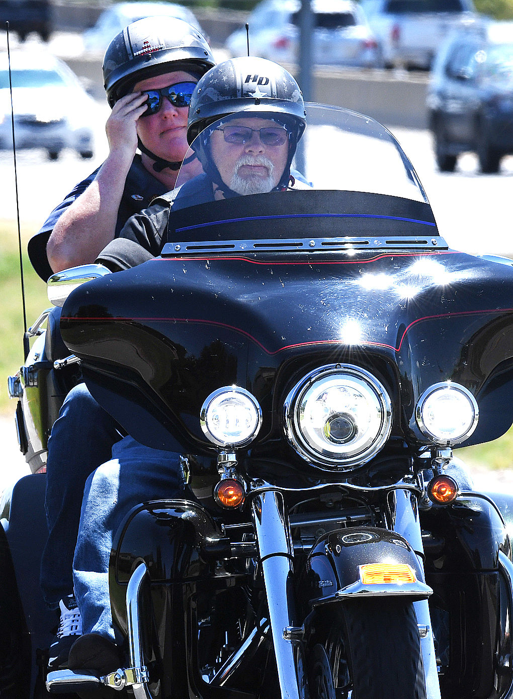 Hundreds of bikers ride in 9/11 memorial